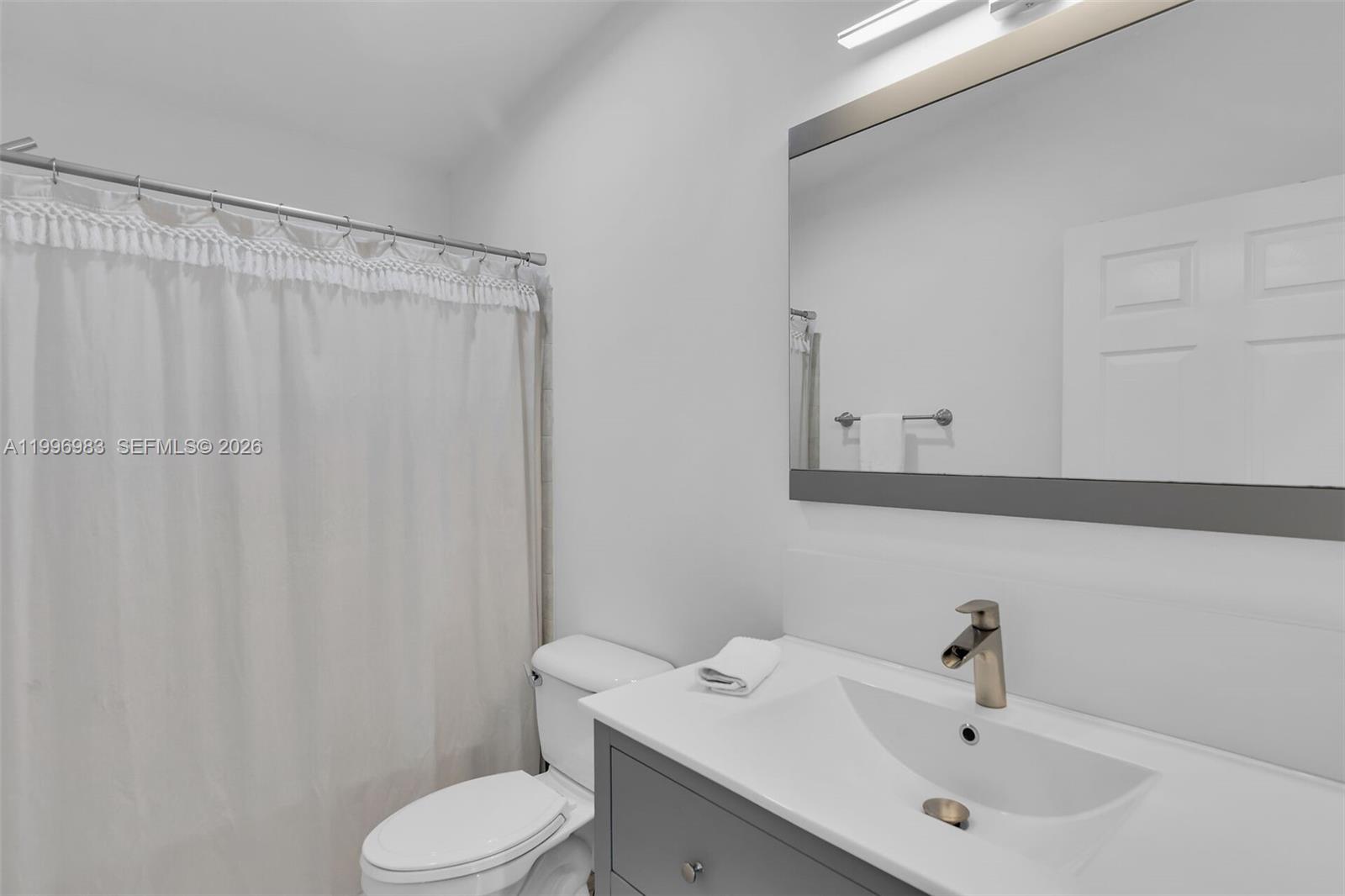 LAKE SURPRISE ESTATES - Residential