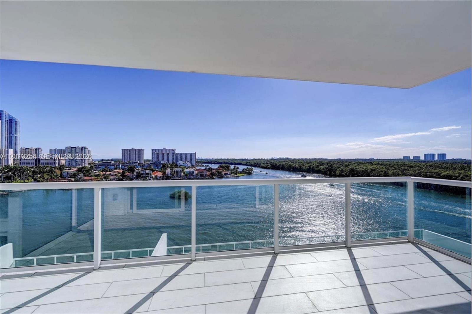 400 Sunny Isles Blvd 801