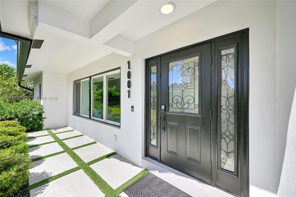 Photo of 1001 NW 4th Ct, Boca Raton, FL 33432 (MLS # A12012085)