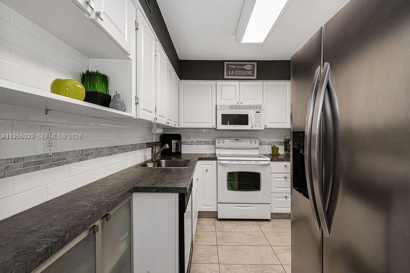 17800 Atlantic Blvd 203