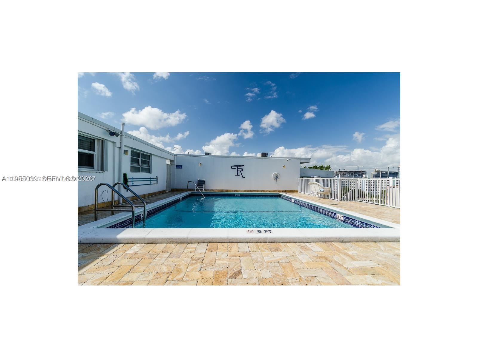 TOWNE ROYALE CONDO - Residential