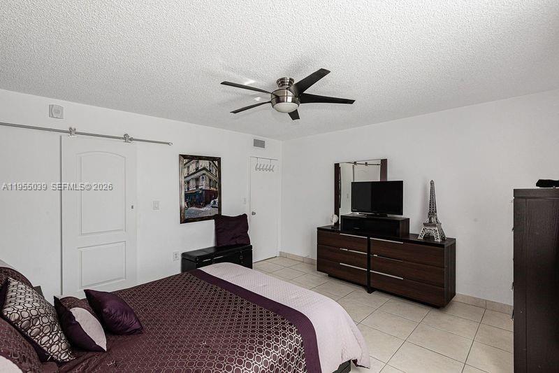 TOWNE ROYALE CONDO - Residential