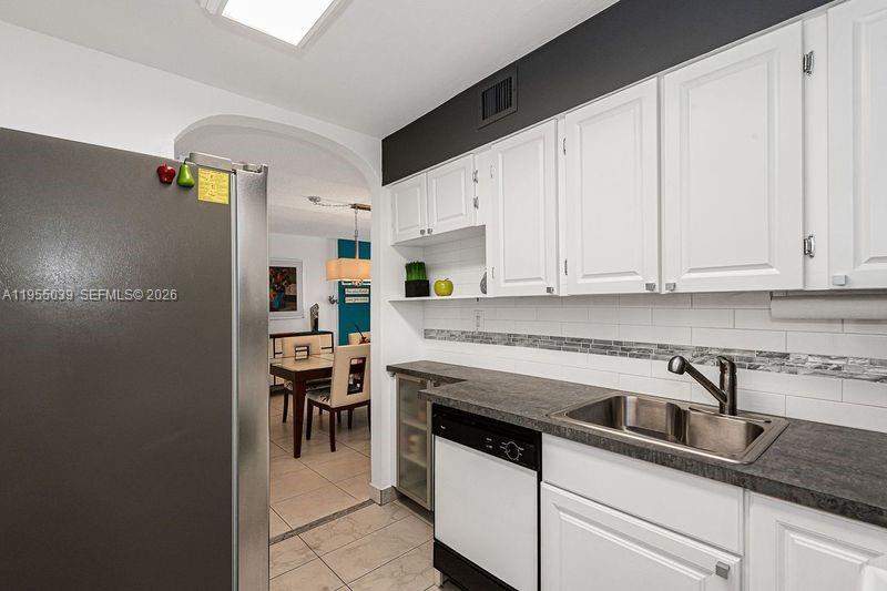 TOWNE ROYALE CONDO - Residential