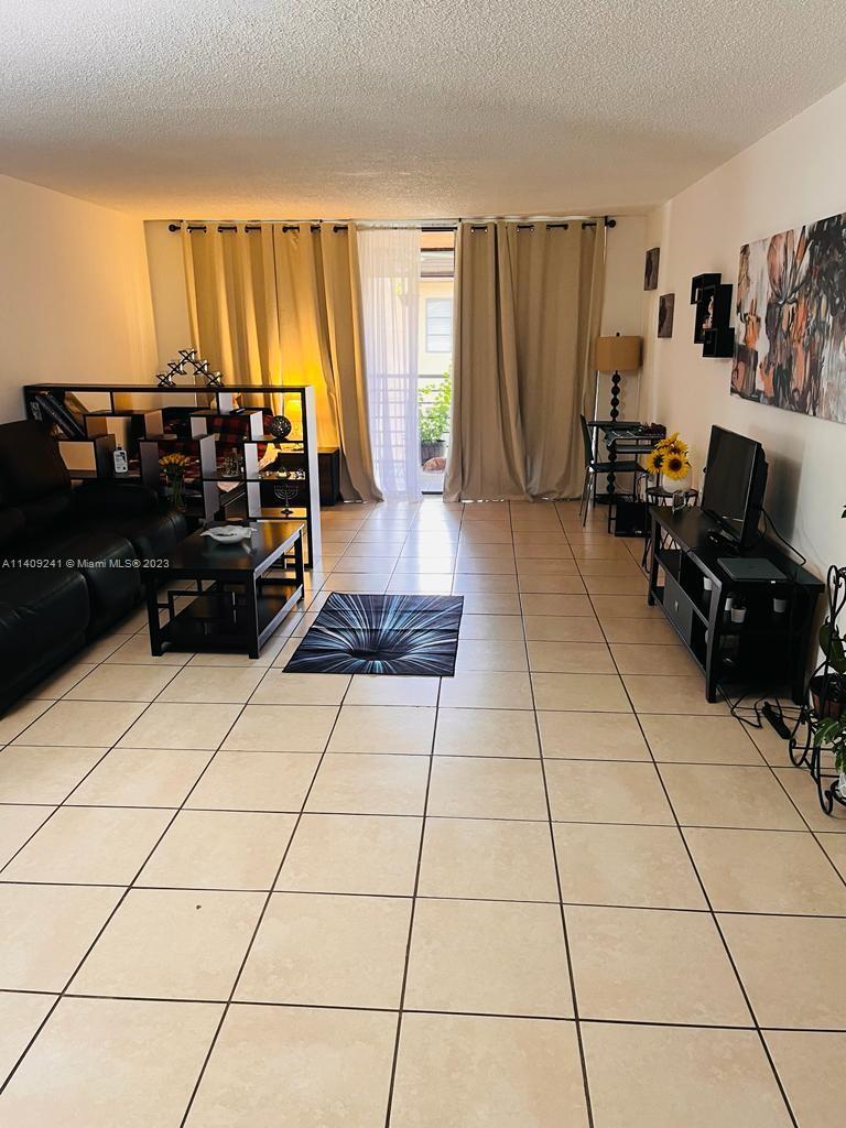 FAIRVIEW OF CALF CL CONDO - Residential