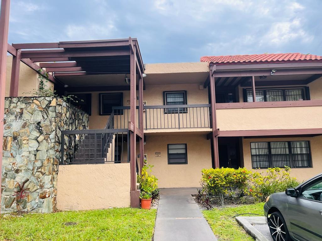 FAIRVIEW OF CALF CL CONDO - Residential