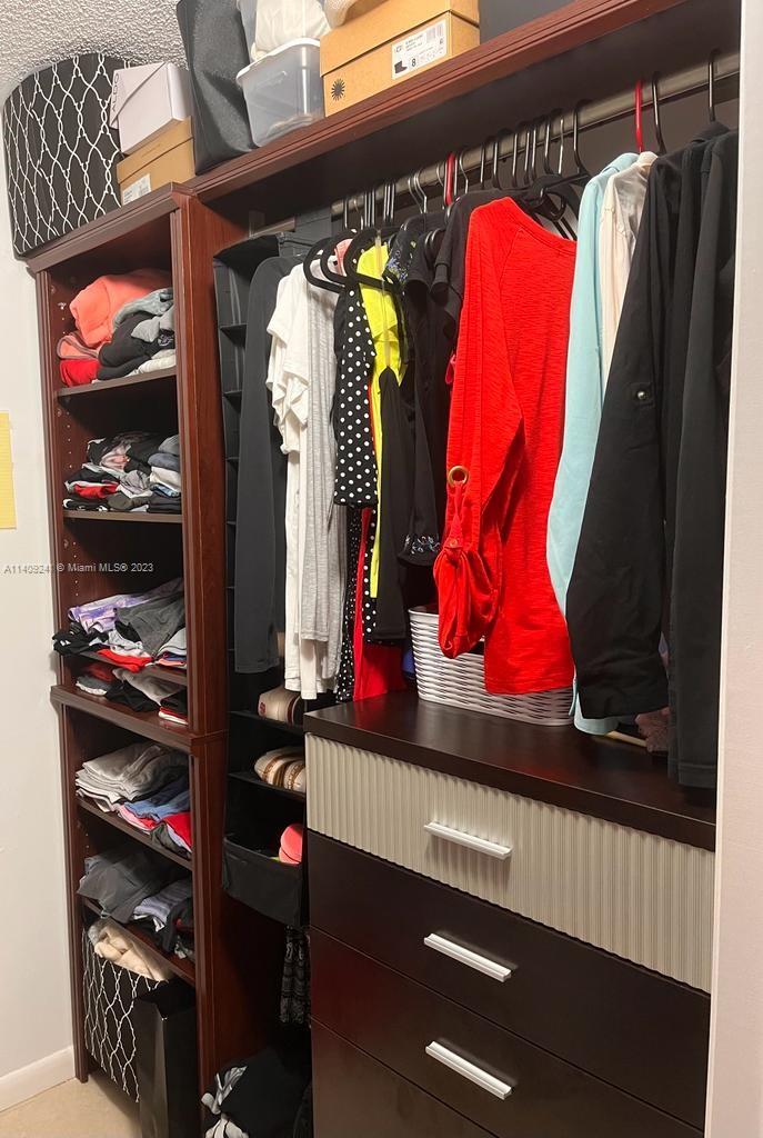 FAIRVIEW OF CALF CL CONDO - Residential