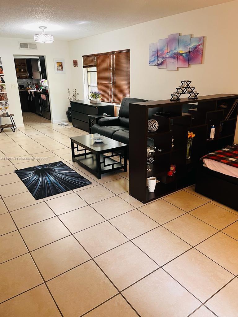 FAIRVIEW OF CALF CL CONDO - Residential