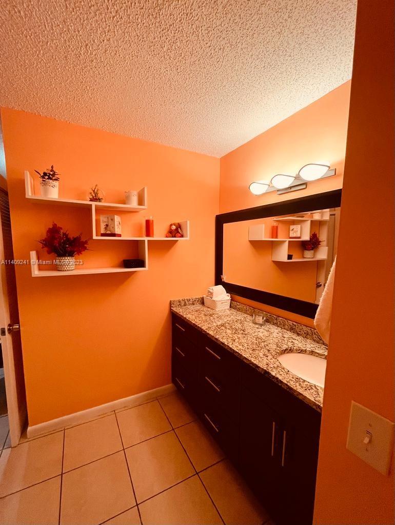 FAIRVIEW OF CALF CL CONDO - Residential