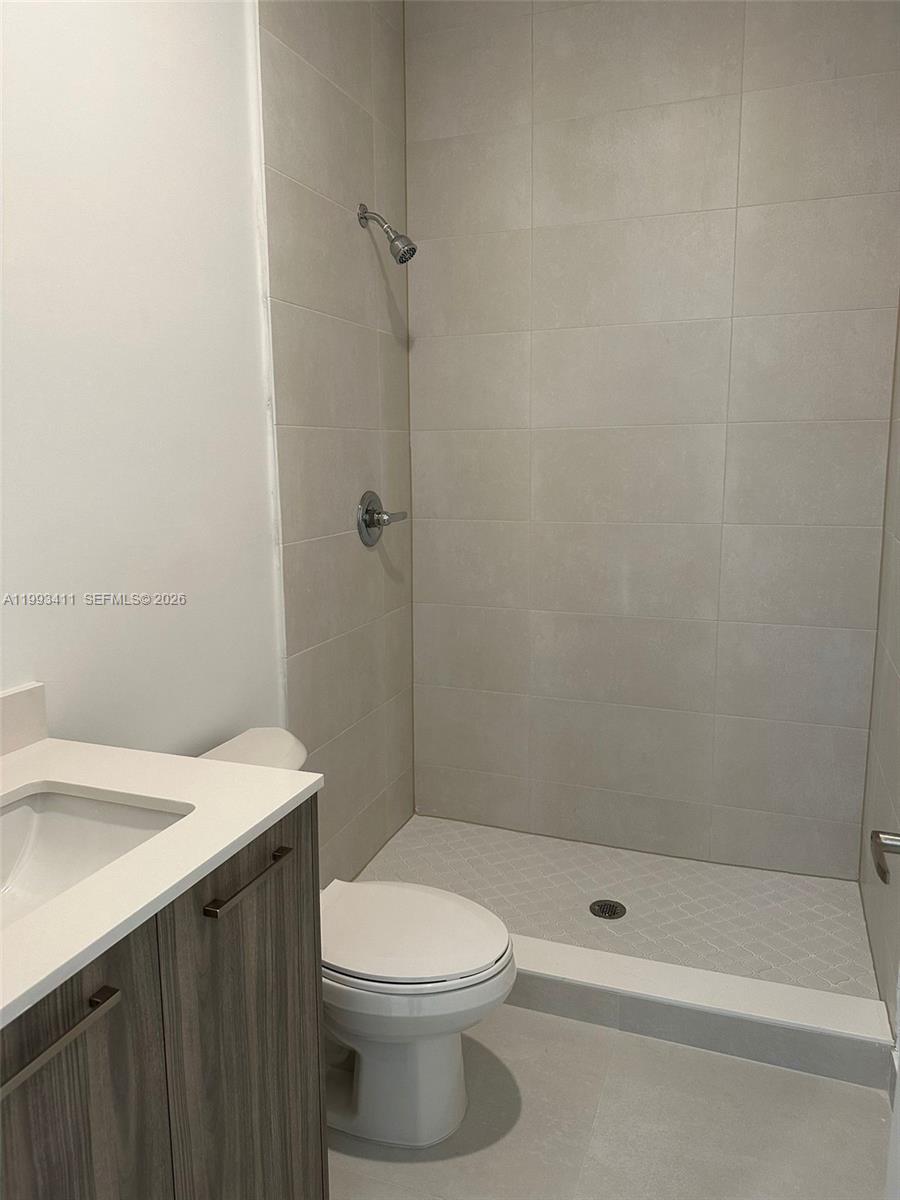 CENTURY GARDENS SOUTH - Residential Lease