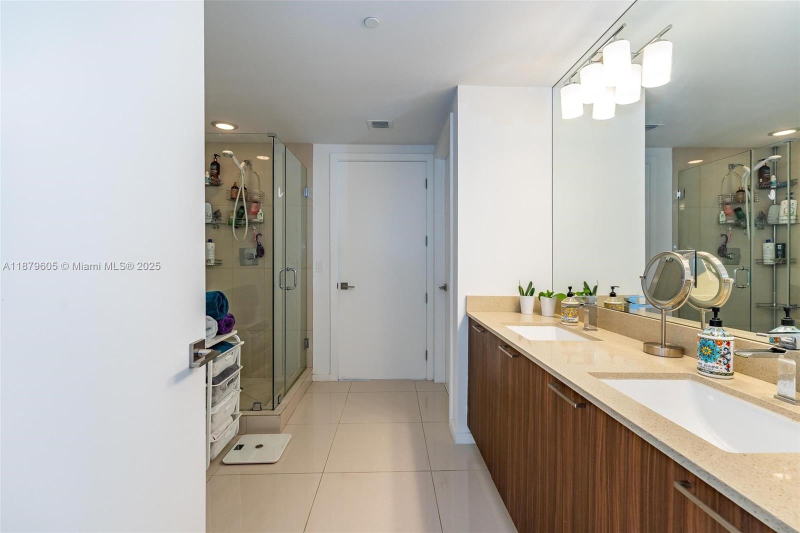 5252 PASEO CONDO - Residential