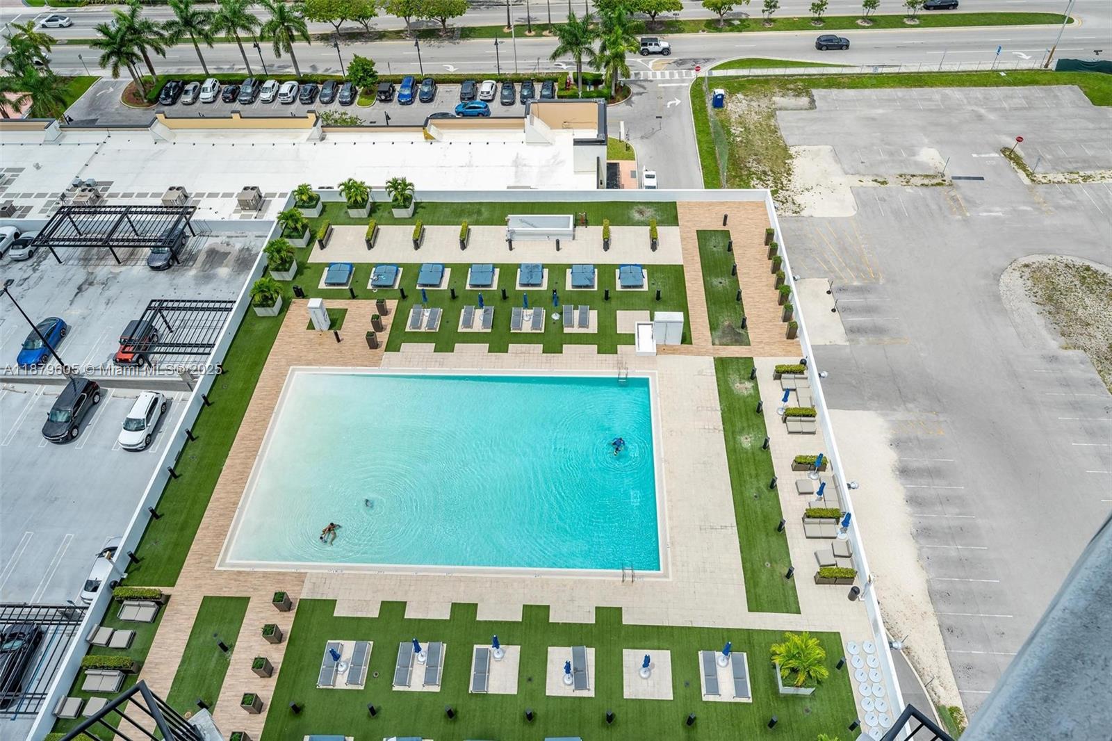 5252 PASEO CONDO - Residential