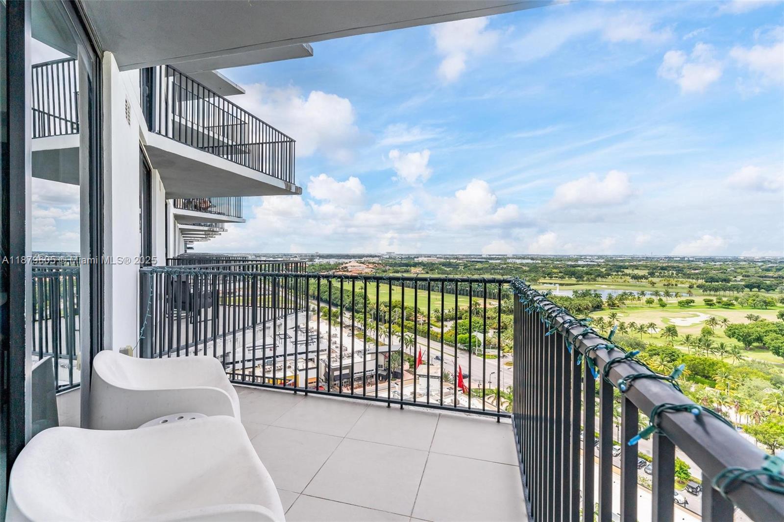 5252 PASEO CONDO - Residential