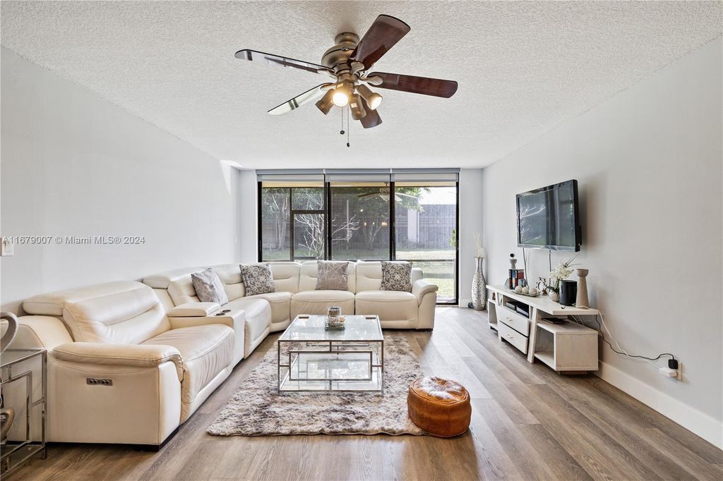 Photo of 120 SW 96th Ter #102, Plantation, FL 33324 (MLS # A11679007)