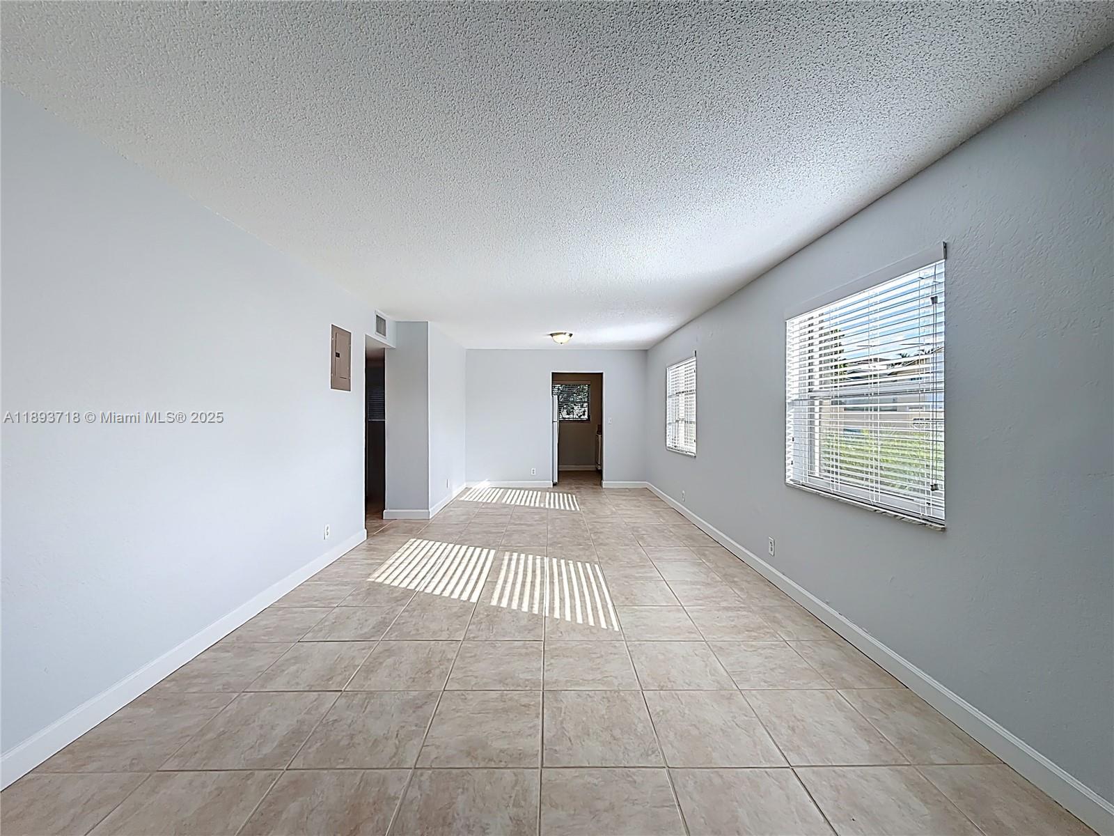 WILTON VILLAGE CONDO - Residential Lease