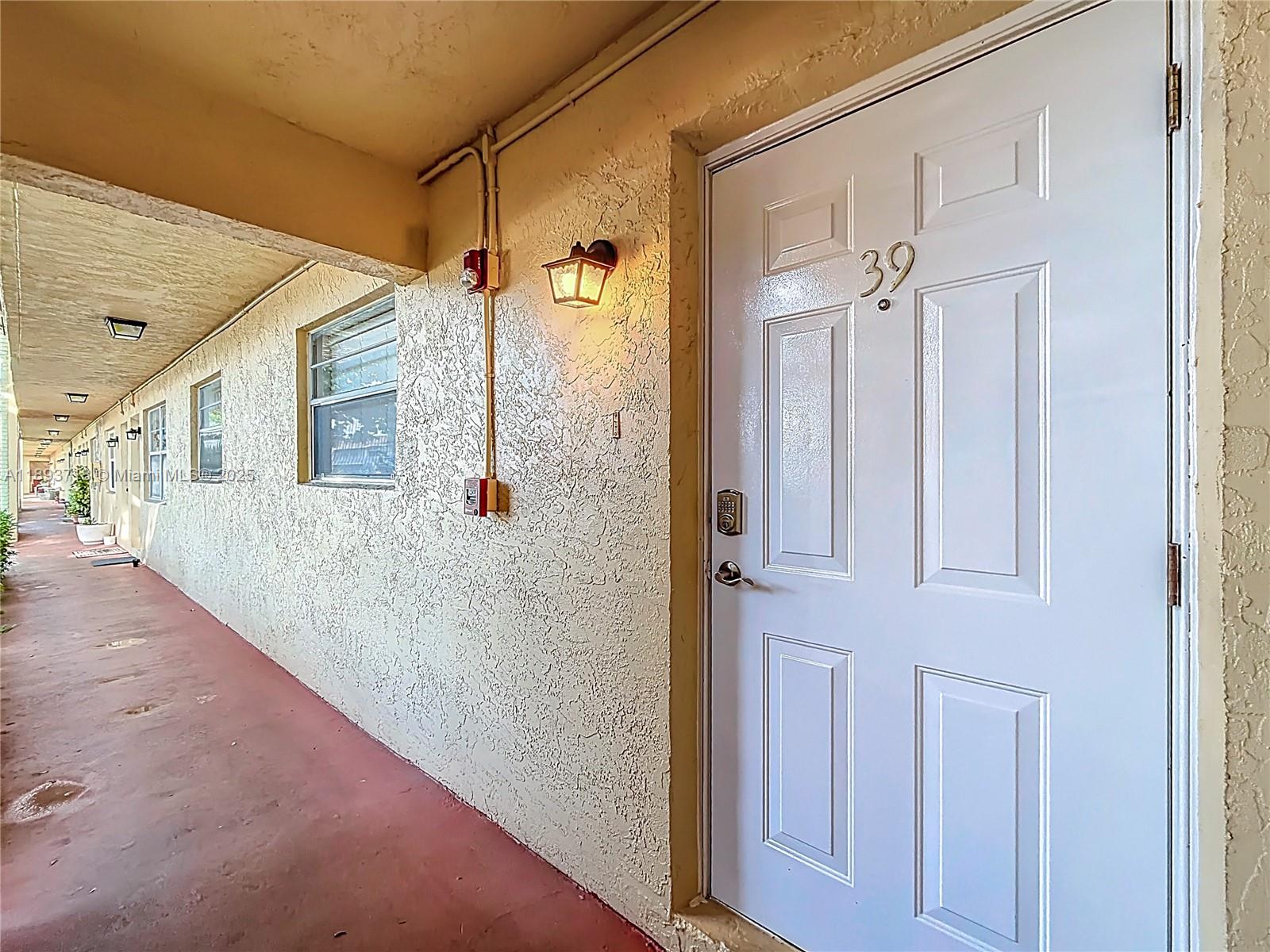 WILTON VILLAGE CONDO - Residential Lease