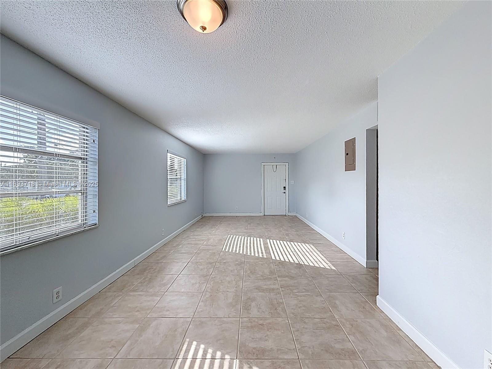WILTON VILLAGE CONDO - Residential Lease