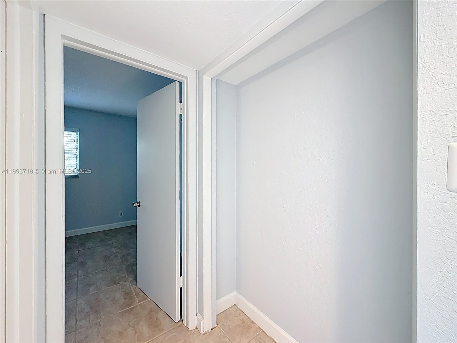 WILTON VILLAGE CONDO - Residential Lease