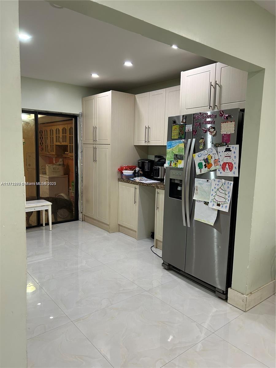 PALM AVE HIGHLANDS - Residential