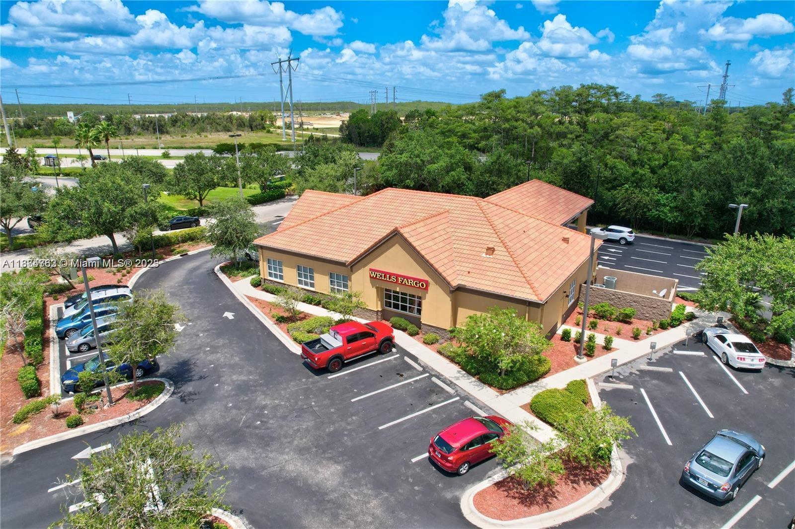 LEHIGH ACRES - Land