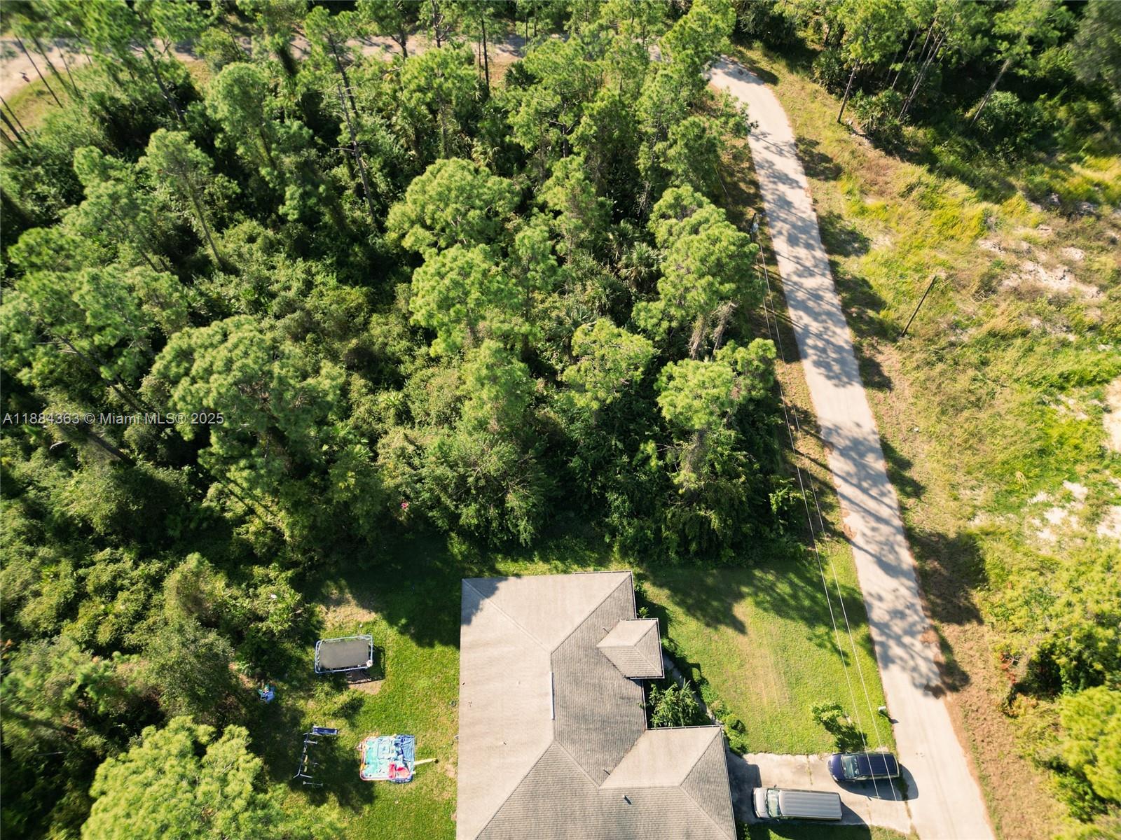 LEHIGH ACRES - Land