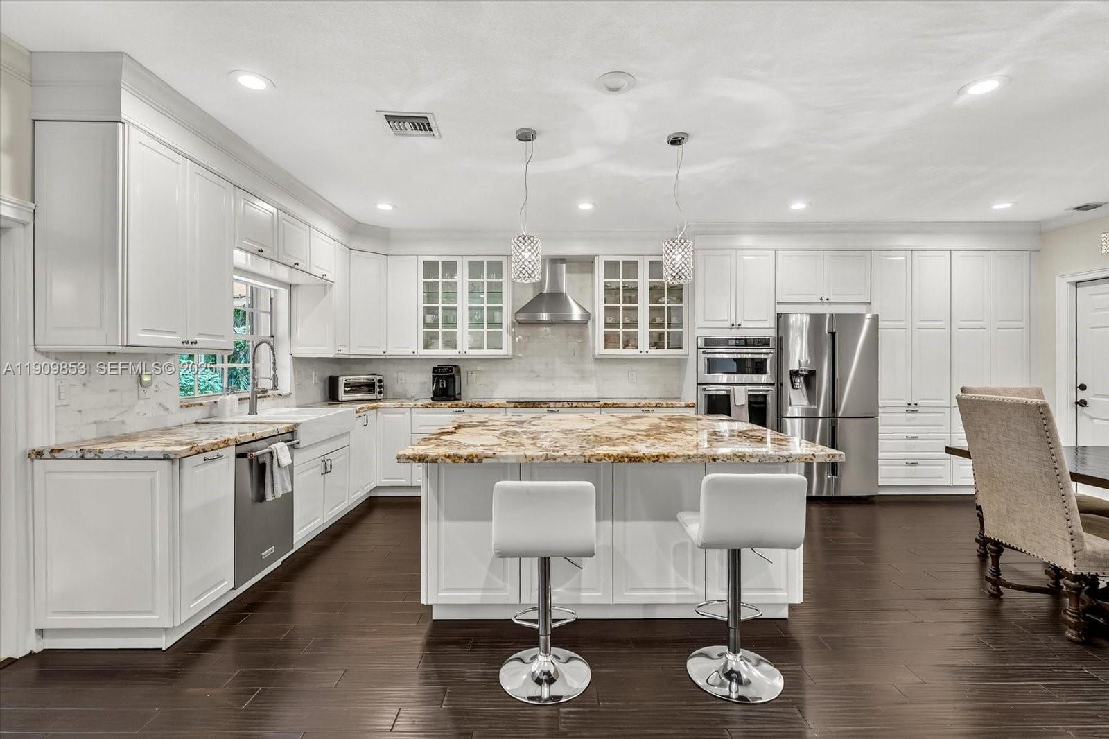 LAGO MAR COLONY - Residential