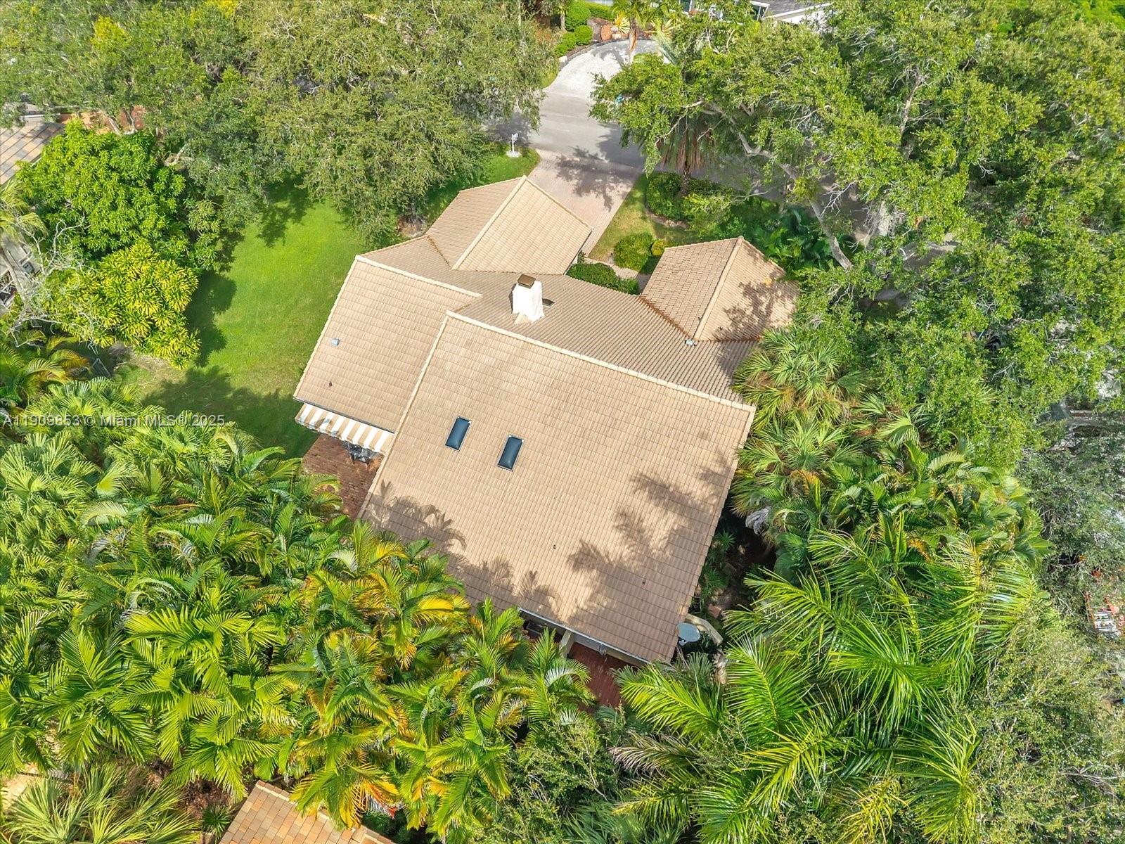 LAGO MAR COLONY - Residential