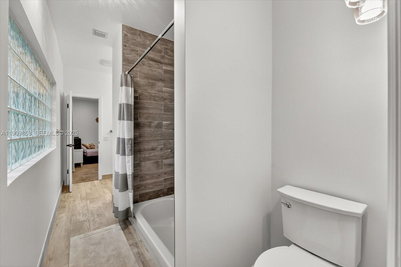 LAGO MAR COLONY - Residential