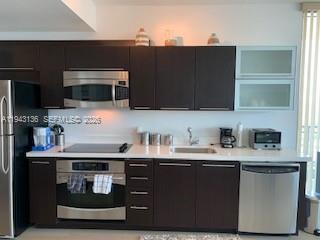 IVY CONDO - Residential Lease