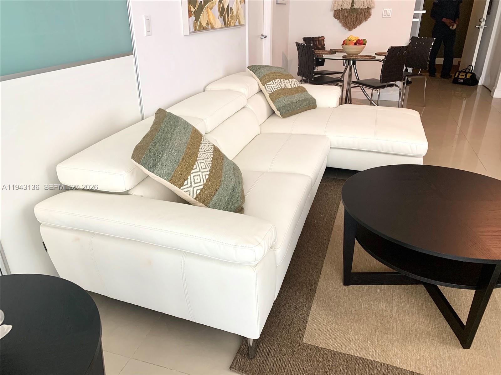 IVY CONDO - Residential Lease