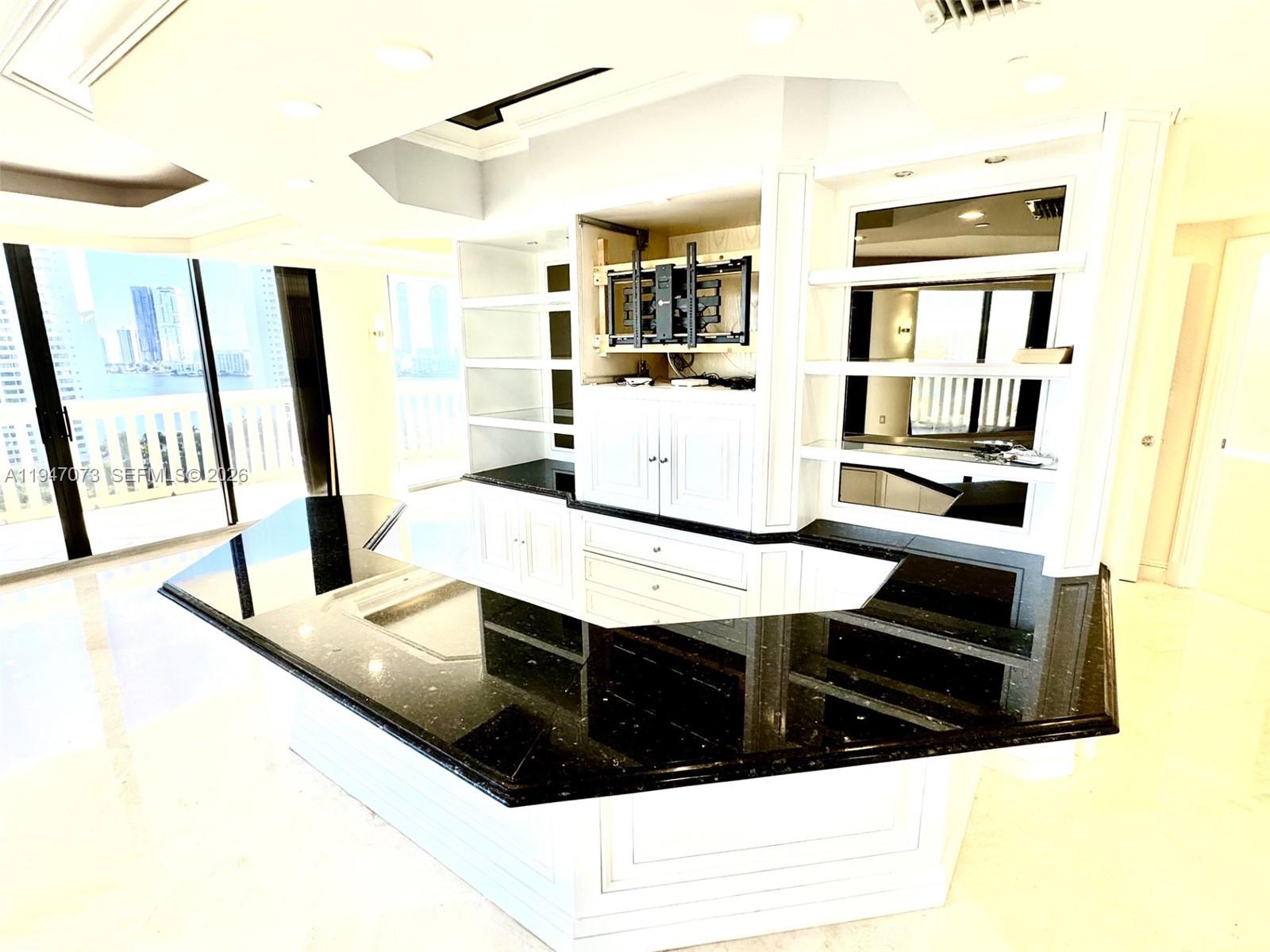 WILLIAMS ISlAND - Residential