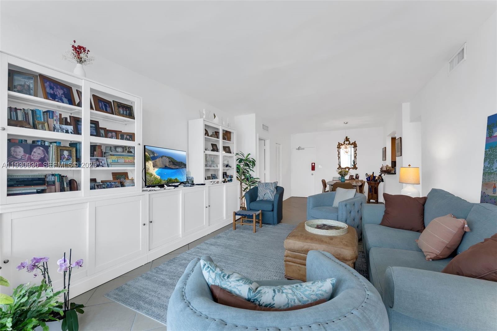 5600 CONDO - Residential Lease