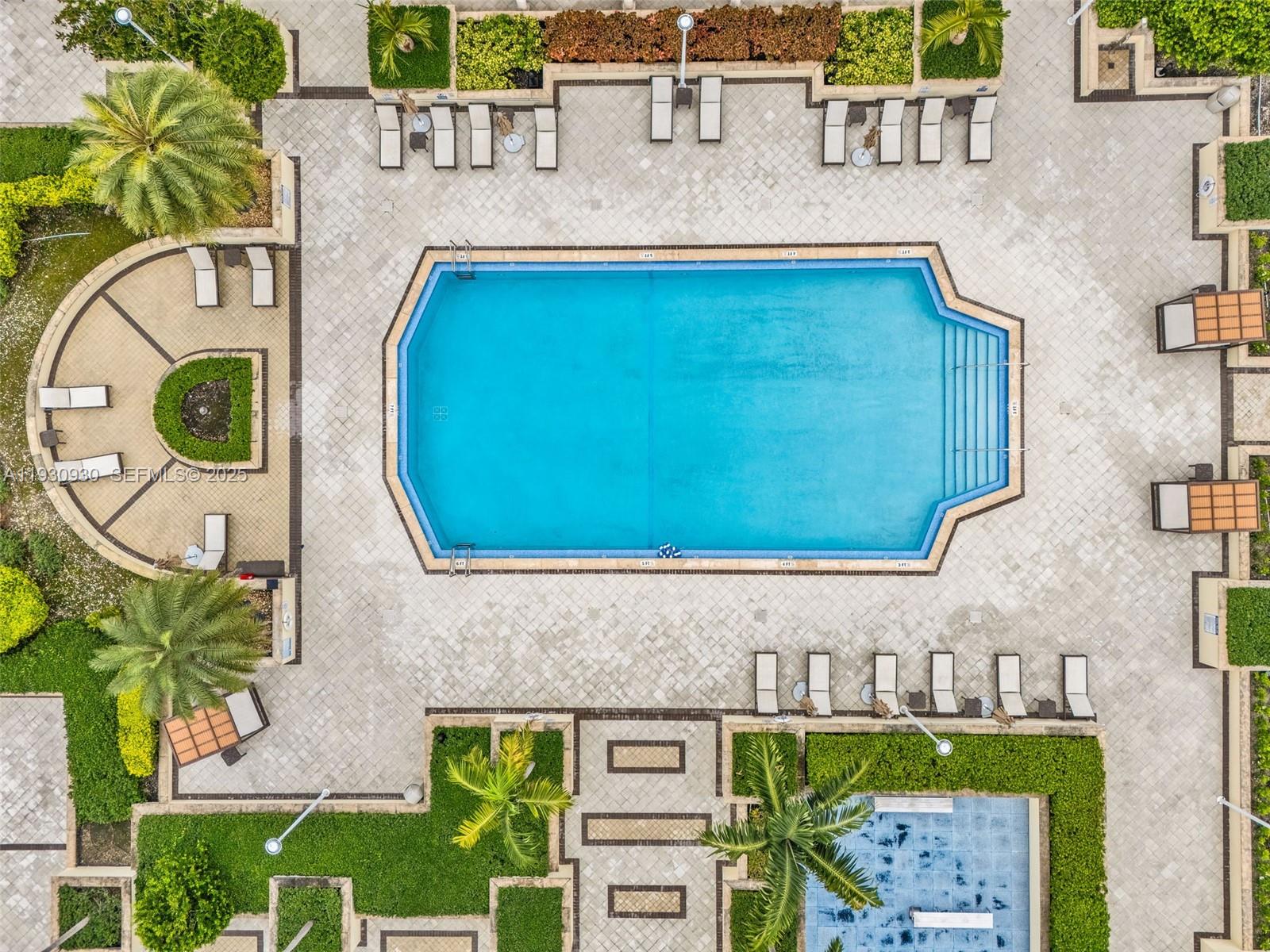 5600 CONDO - Residential Lease