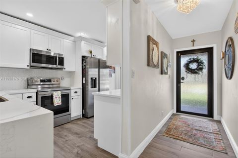 2104 SW 17th Cir Deerfield Beach FL 33442