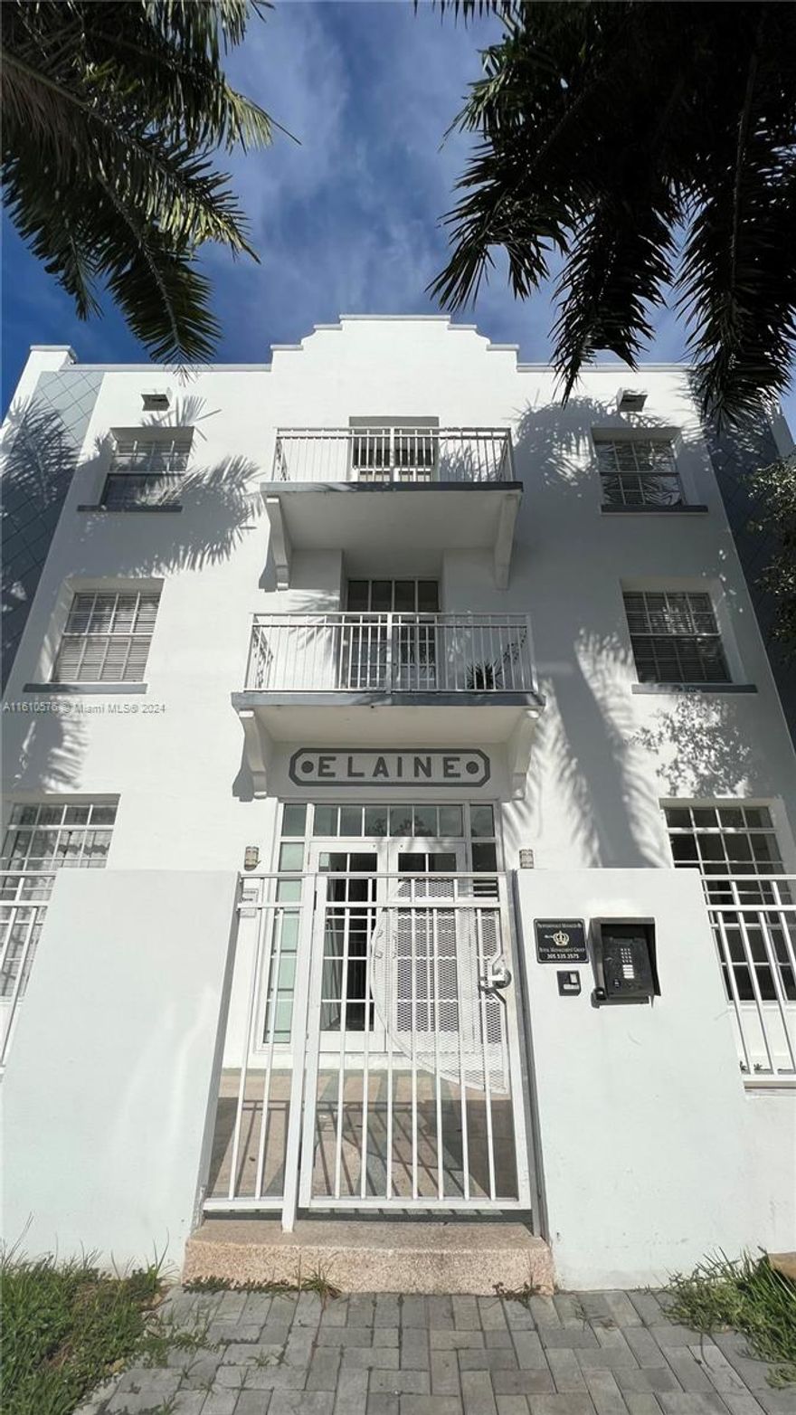 BEAUTIFUL AND COZY 1 BEDROOM APARTMENT IN GREAT LOCATION IN SOUTH BEACH. QUIET STREET, FENCED BUILDING. AMAZING UNIT FOR INVESTORS! UNIT IS RENTED TILL FEBRUARY 1ST, 2025 FOR $1,500.