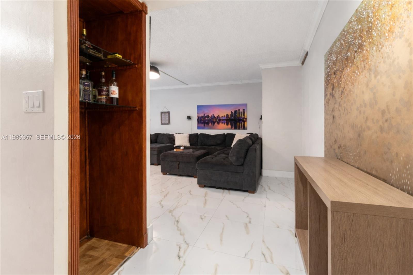 PLANTATION CLUB B CONDO - Residential