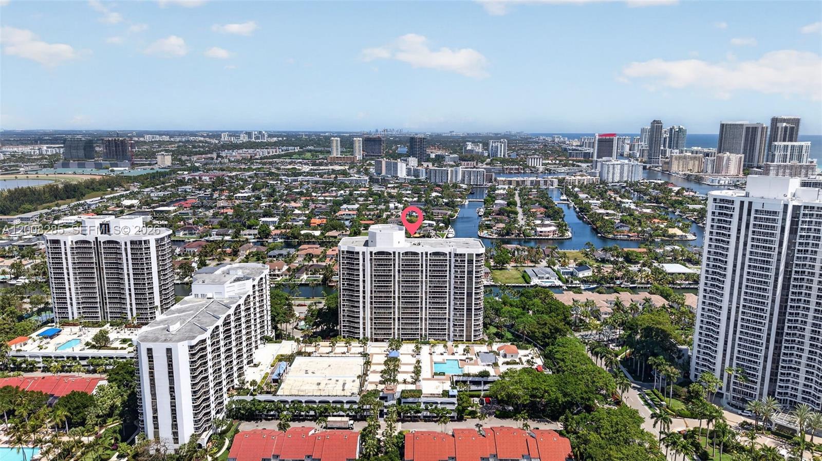 HARBORSIDE AT THE WATERWA - Residential