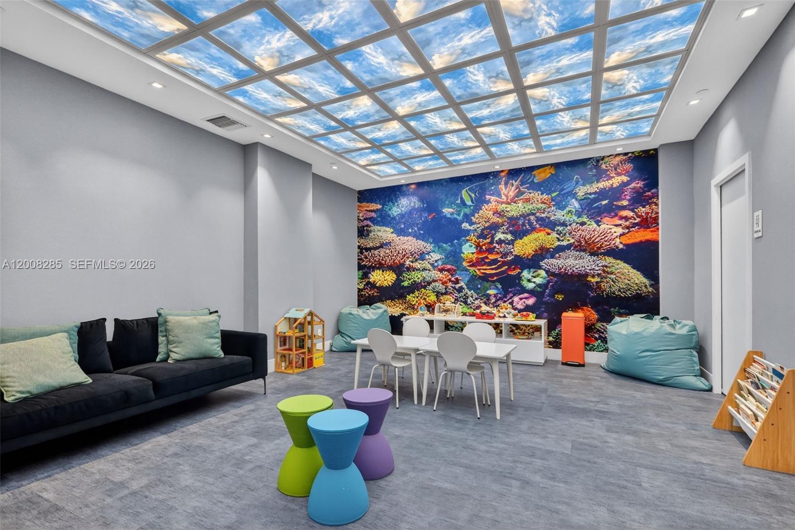 HARBORSIDE AT THE WATERWA - Residential