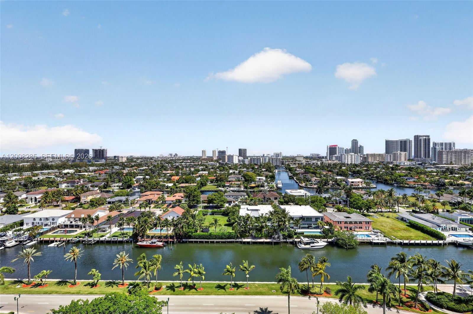 HARBORSIDE AT THE WATERWA - Residential