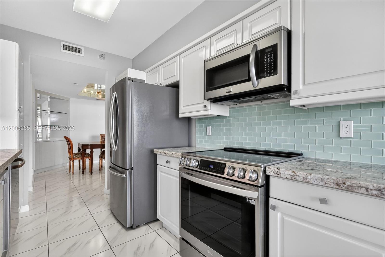 HARBORSIDE AT THE WATERWA - Residential