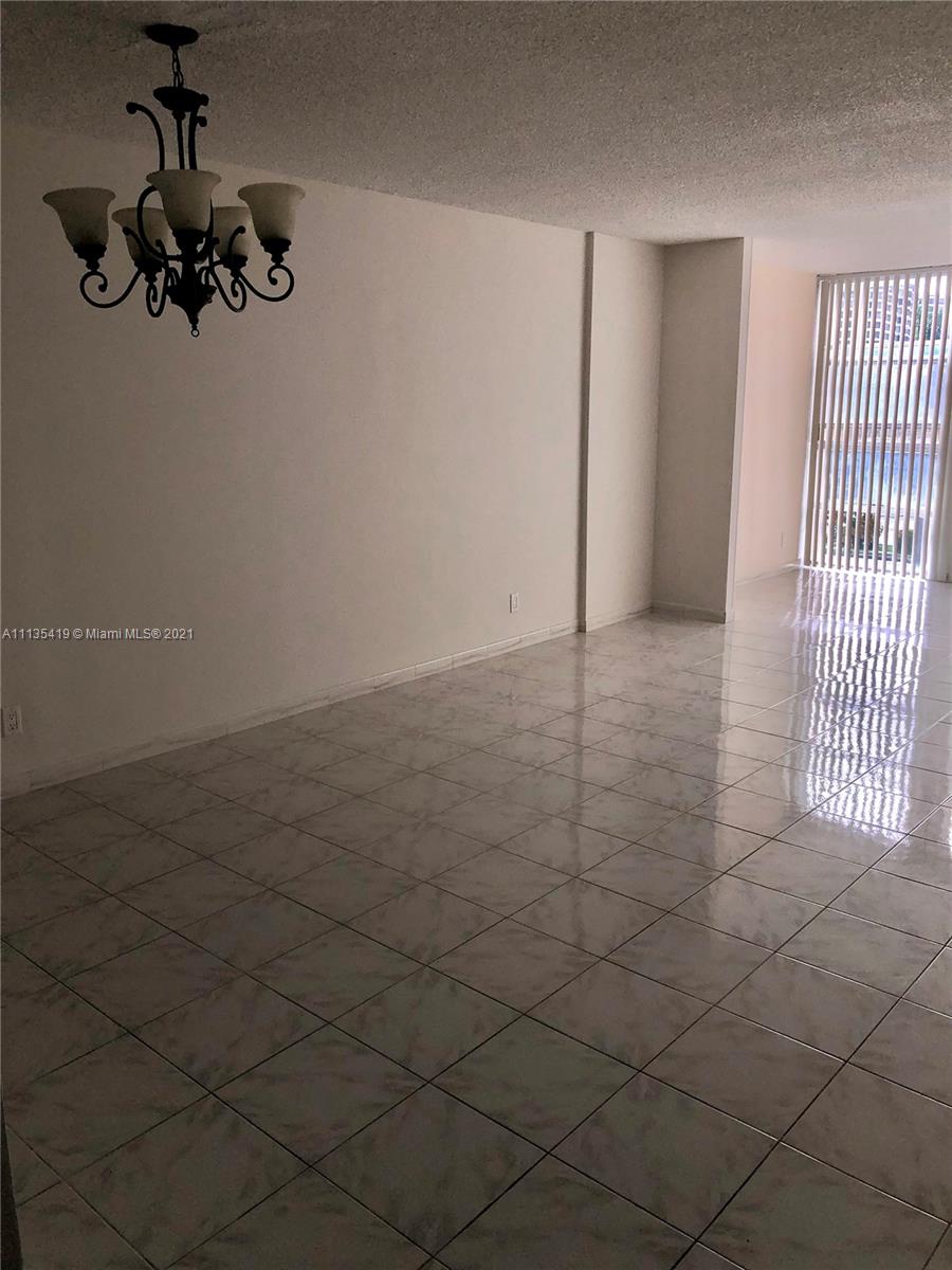 DE SOTO PARK NORTH CONDO - Residential Lease