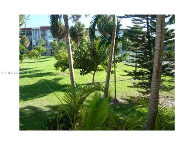 DE SOTO PARK NORTH CONDO - Residential Lease