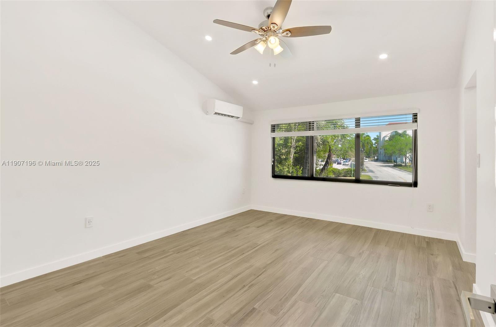 BRIAR BAY TOWNHOUSE EST - Residential Lease