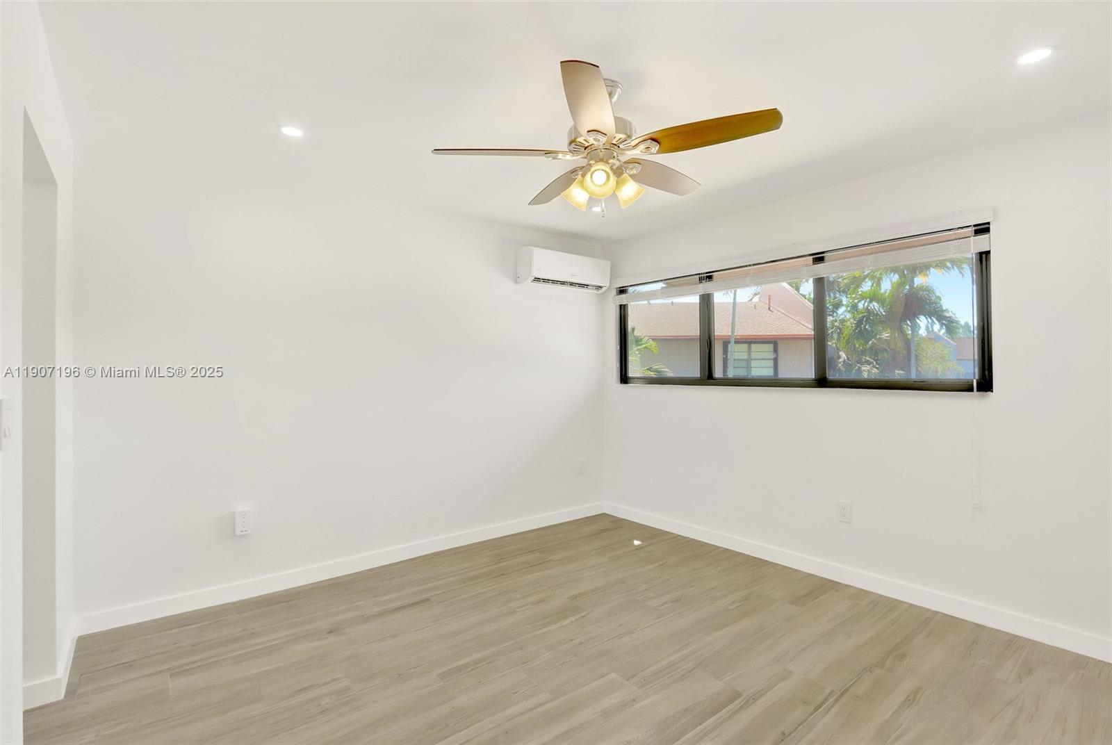 BRIAR BAY TOWNHOUSE EST - Residential Lease