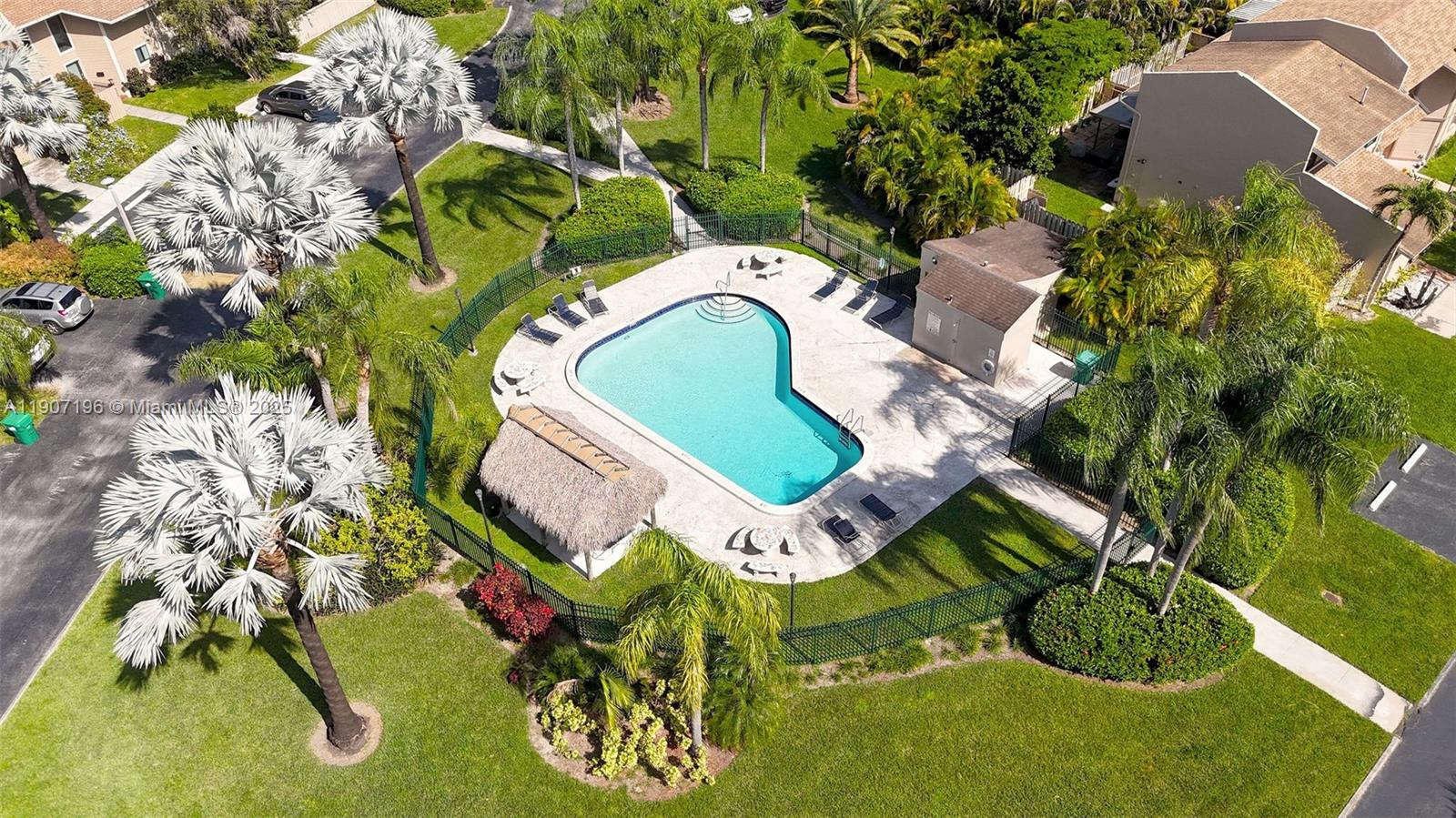 BRIAR BAY TOWNHOUSE EST - Residential Lease