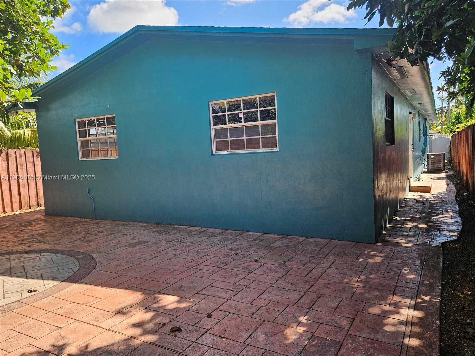 HOMEVILLE - Residential