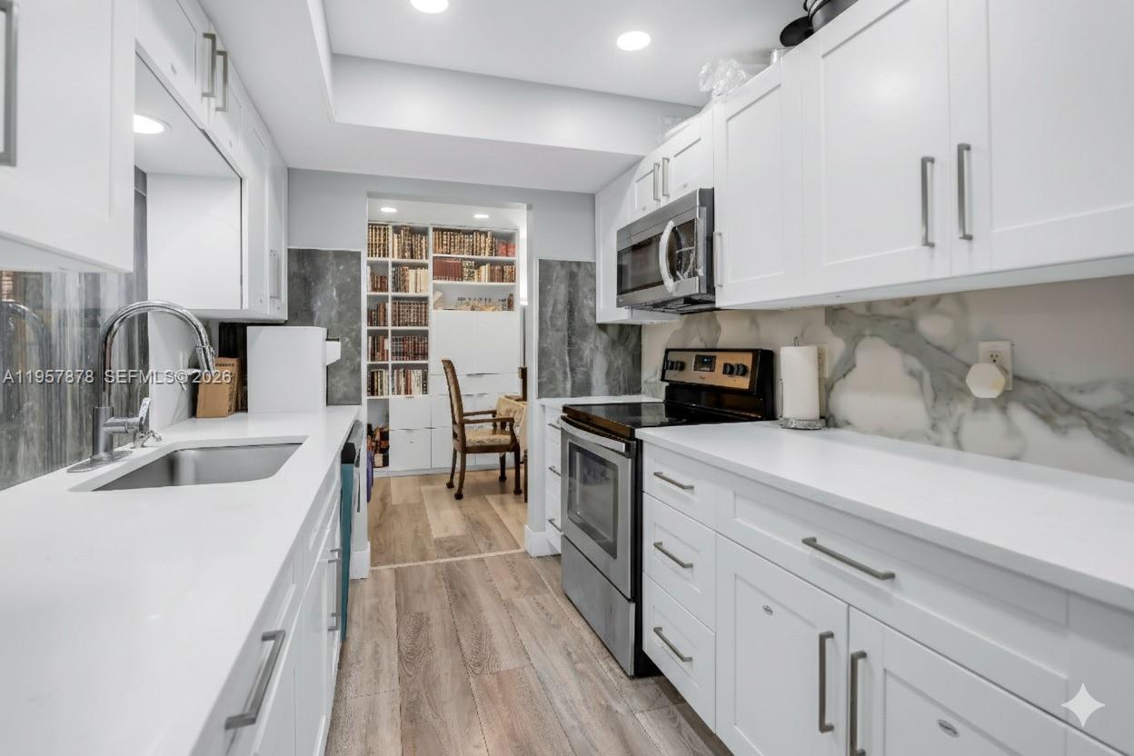 MAINLANDS OF TAMARAC LAKE - Residential