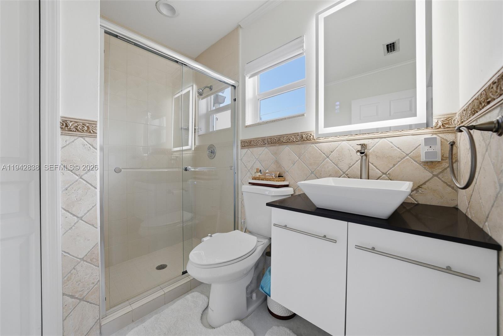 VENETIAN ISLES 3RD SEC - Residential