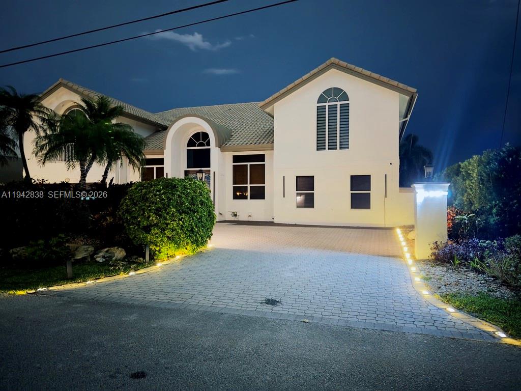 VENETIAN ISLES 3RD SEC - Residential