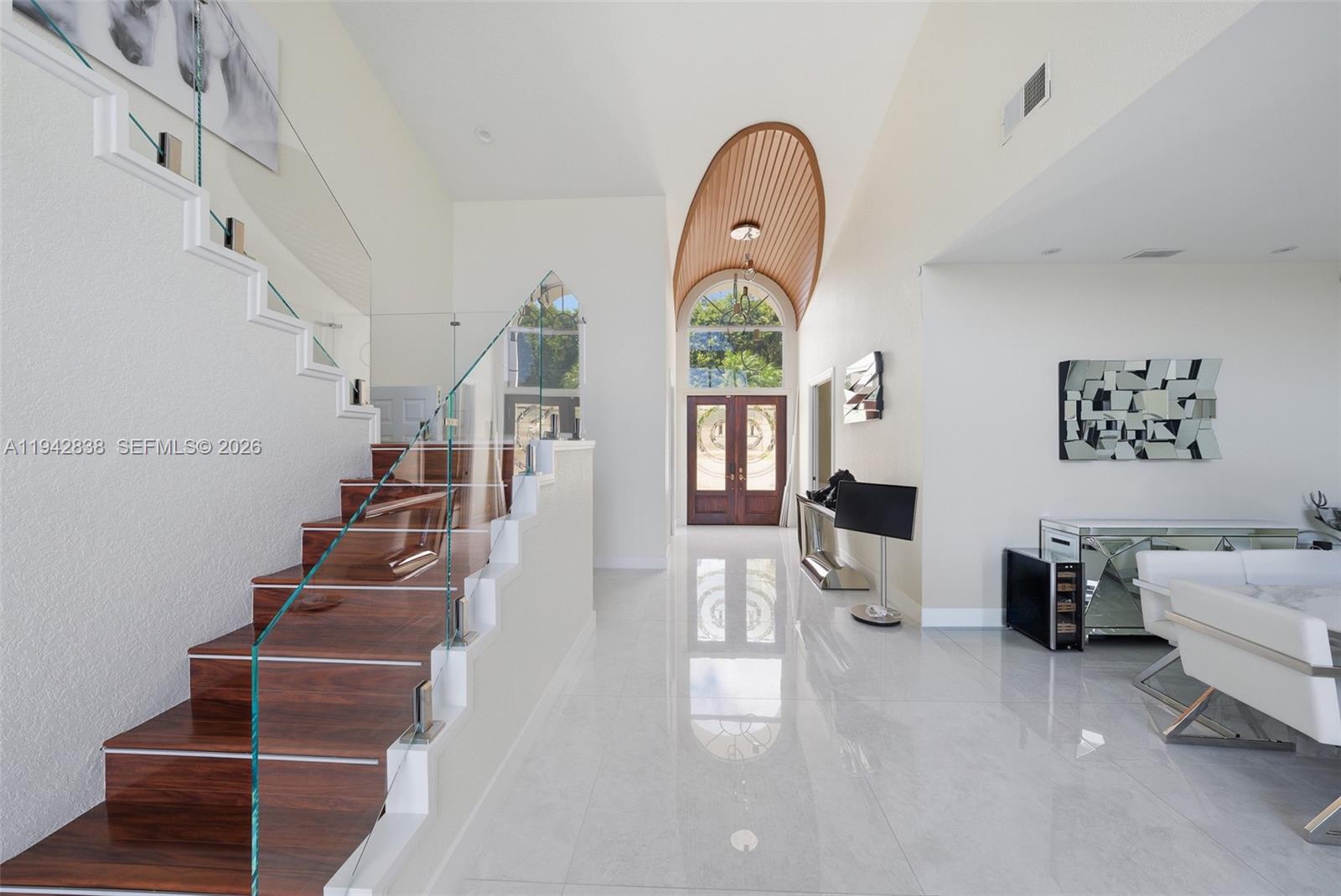 VENETIAN ISLES 3RD SEC - Residential