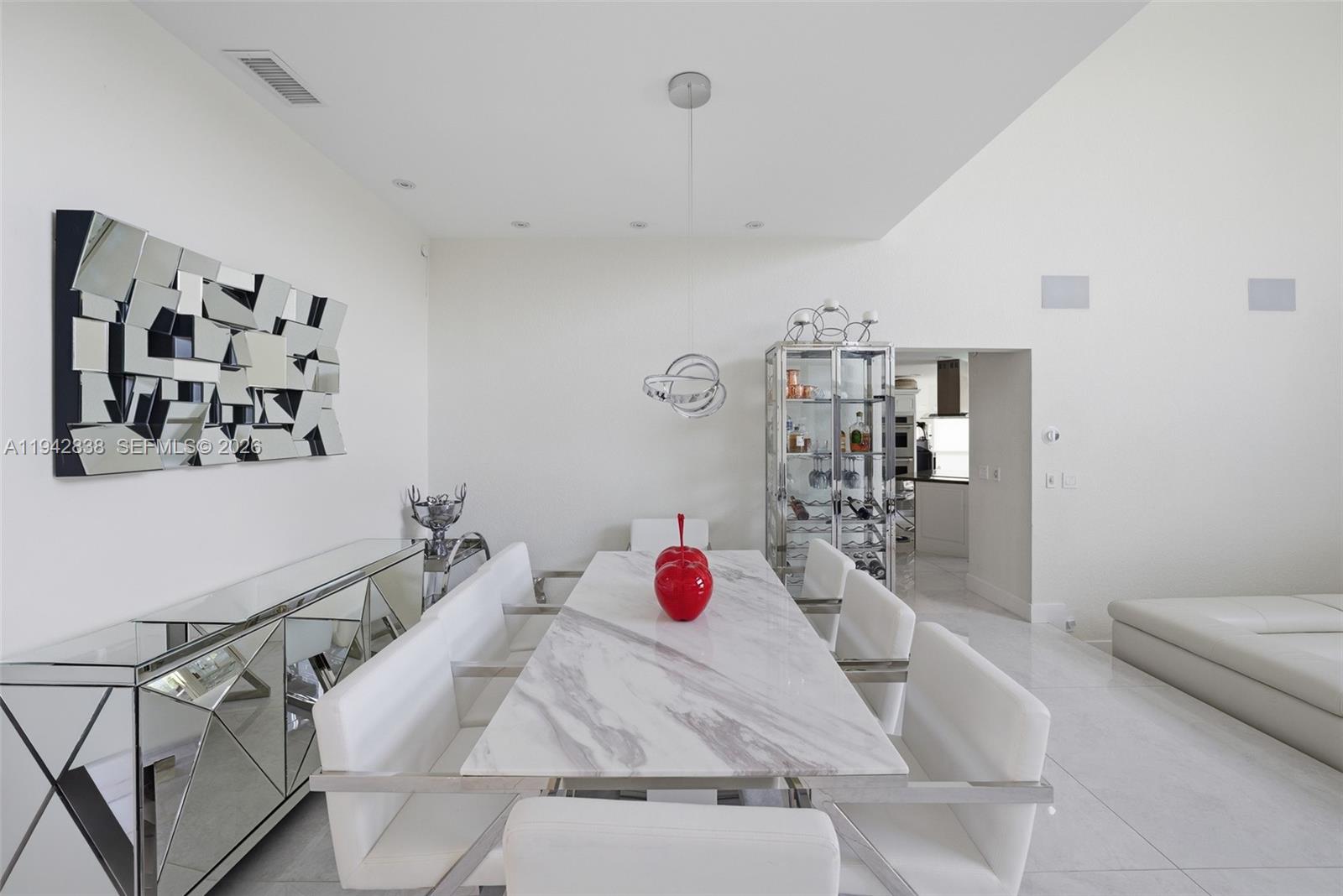 VENETIAN ISLES 3RD SEC - Residential